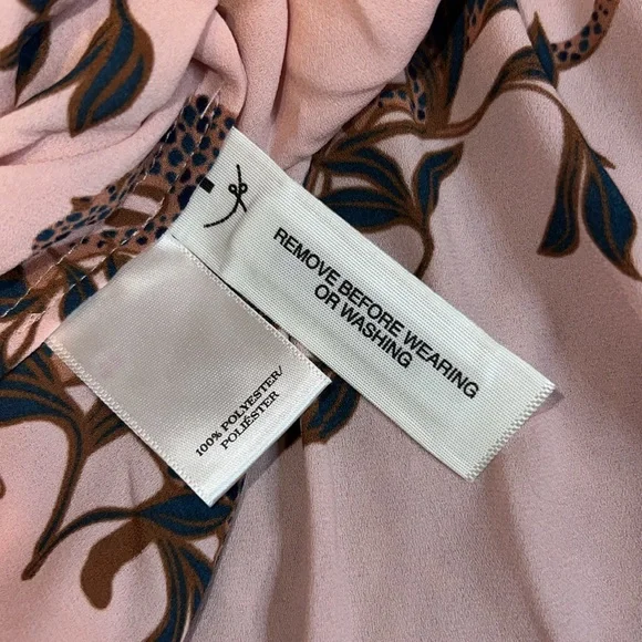NWOT Ann Taylor Jungle Cat Blouse Size Large - Picture 8 of 10